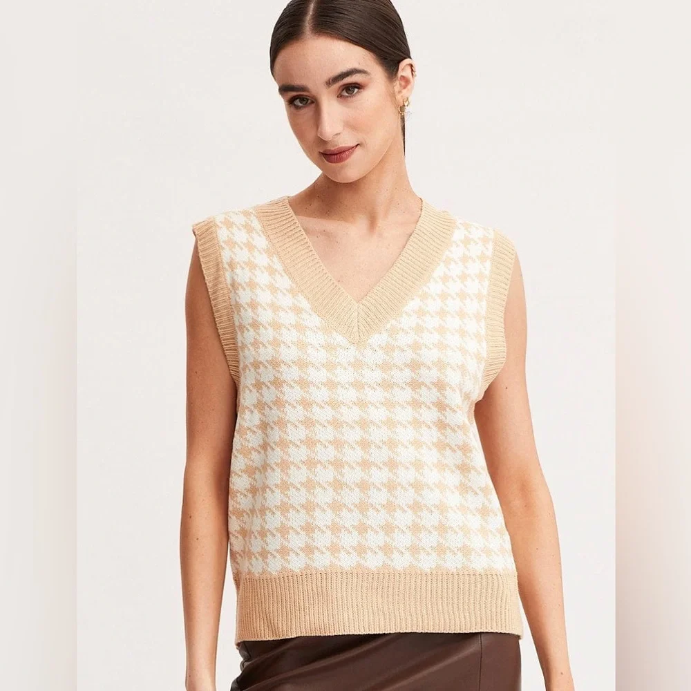 Check Knit Top Sleeveless Oversized V-Neck - Picture 1 of 7